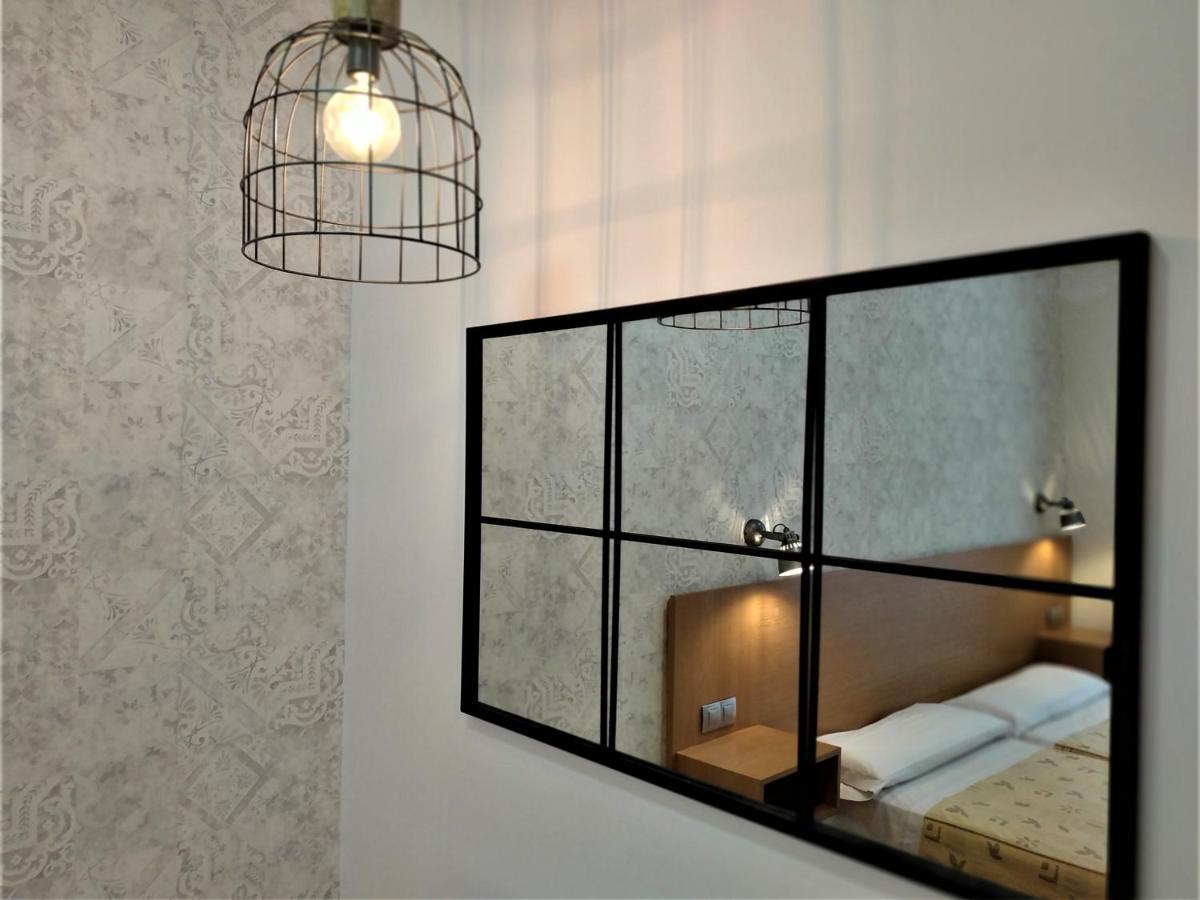 Roquefer Bilbao Central Rooms Екстериор снимка